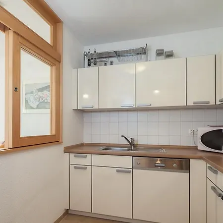 Neuer Weg 1 B Haron * بولتينهاجين